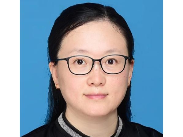 单明霞
